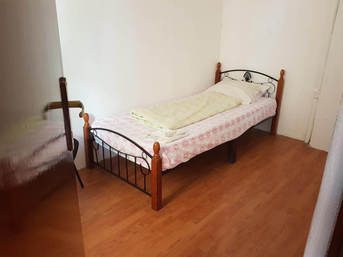 Casa Boiereasca Hostel Krajowa Zewnętrze zdjęcie